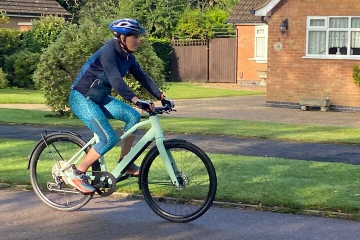 The author riding the Canyon:ON Commuter 7 e-bike